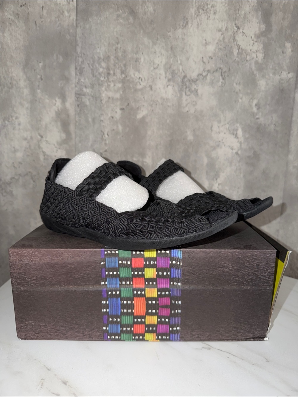 NEW Bernie Mev chick Black Woven Elastic Mary Jane Flats sz 8 / 39